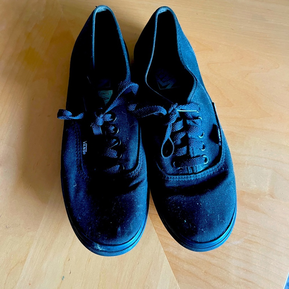 Vans - Picture 3 of 3